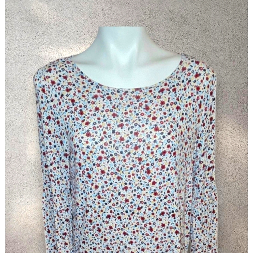 Carolina Belle Long  Bell Sleeve Floral Top White Size L